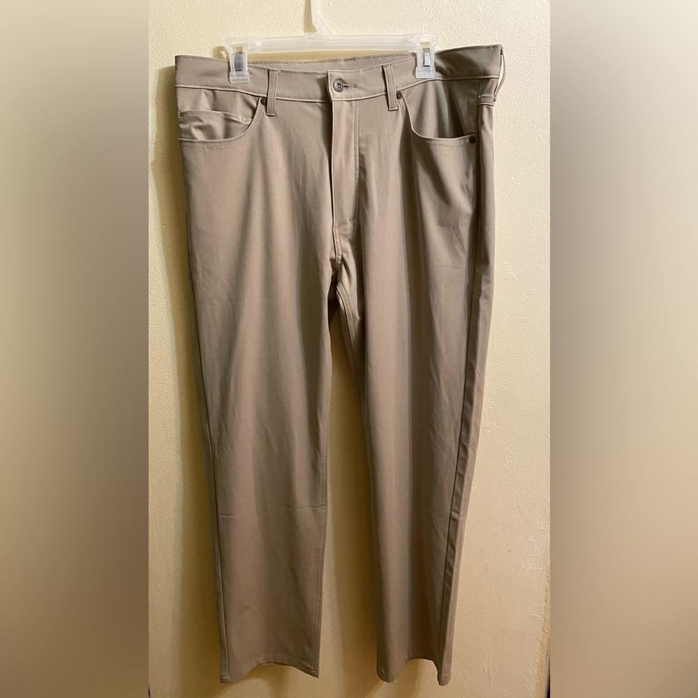 Levi's Men's Khaki Chinos